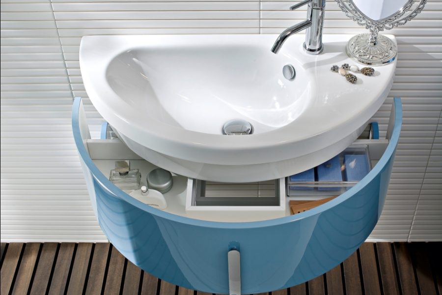 Mебель для ванной Moon в газете  Repubblica Casa&amp;Design