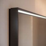 Прямоугольное зеркало Tecnica в алюминиевой раме и встроенной подсветкой.  - Ideagroup